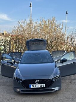 Mazda 3 2.0,2019 (120Kw) - NEJVYŠŠÍ VÝBAVA - Bose Audio, 360 - 2