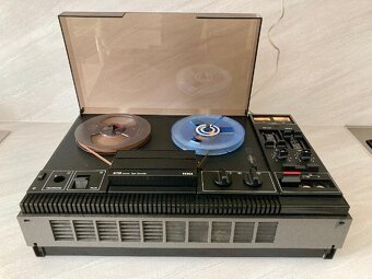 Tesla B 730 stereo a 18ky pásky - 2