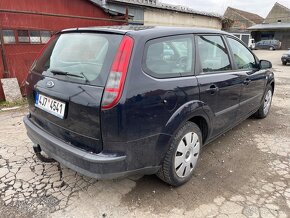 Ford Focus 1.6 kombi - 2
