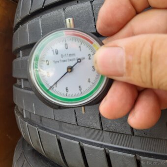 235/40/19 Michelin 2ks 7mm - 2