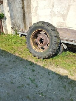 Zetor kola 16,9 - 2