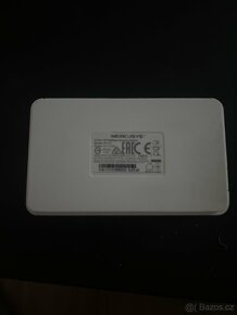 Router Netis WF2411 a switch Mercusys MS105 - 2