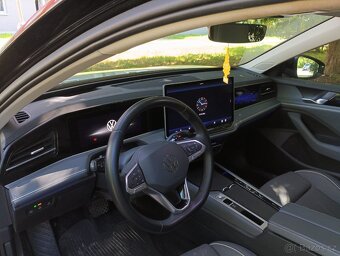 Volkswagen Passat pronájem - 2