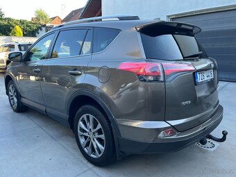 TOYOTA RAV4 2.0D D4D 105 KW,1.MAJ.MANUÁL,TAŽNÉ,NAVI,KAMERA - 2