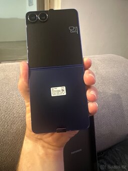 Samsung Galaxy Z Flip 7 -nový rozbalený - 2