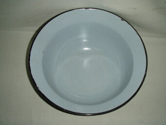 VELKÁ SMALTOVANÁ MÍSA S UCHY - ČERNÁ - 2