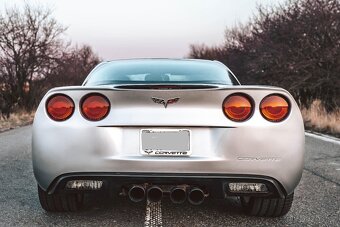 Chevrolet Corvette C6 6.0 LS2 V8 automat - 2