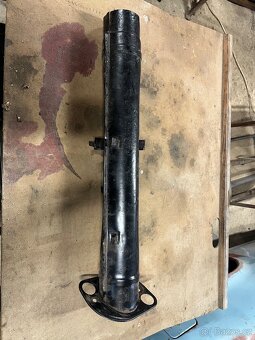 Škoda 100 - roury topení - 2