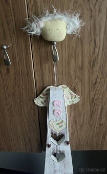 Anděl dřevěný na pověšení - 2