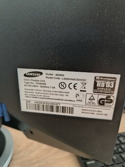 Monitor Samsung + klávesnice,myš - 2