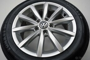 Volkswagen Golf - Originání 16" alu kola - Letní pneu - 2