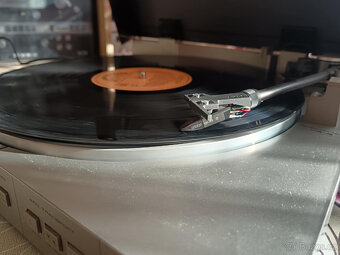 Akai AP M5 gramofon - 2
