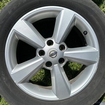 215/60 R17 original alu kola Nissan - 2