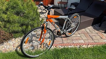 Pánské trekové kolo Balance vel. 18" vybavení Shimano - 2