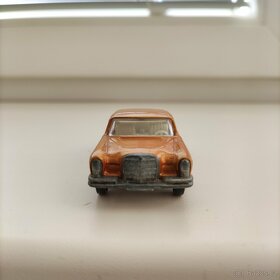 Matchbox Mercedes - 2