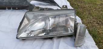 Světla maska nárazník Peugeot 806 - 2