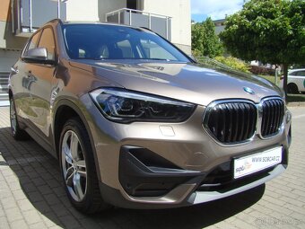 BMW X1 18i AUTOMAT FULL LED 60900 km - 2