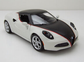 Modely 1:24 Rozprodám velkou sbírku různých značek 200ks - 2