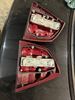 Škoda Octavia 2 zadní světla - 2