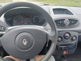 Renault Clio původ CZ najeto 25300km - 2