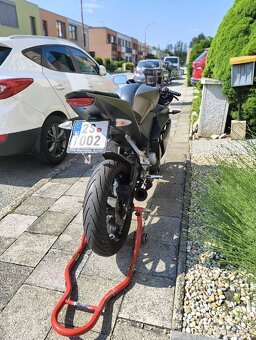 Yamaha YZF-R125 - 2