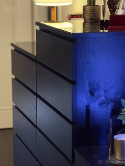 2x IKEA MALM komoda (černá) – vysoká + nízká, 4 a 6 zásuvek, - 2