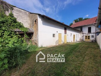 Prodej rodinného domu s průjezdem a zahradou o výměře 434m2  - 2