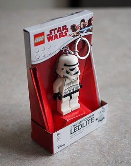 Lego SW stormtrooper přívěšek na klíče/baterka - 2