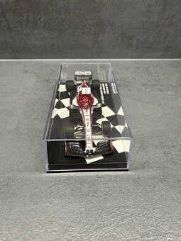 Model F1 Kimi Räikkönen - 2