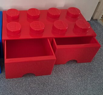Červený velký box LEGO - 2
