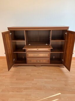 Komoda tmavá - pěkný stav, délka 160 cm - 2