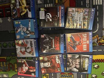 Play station 4 - 2