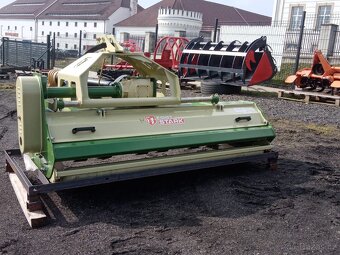 Mulčovač na traktor STARK PROFI 175 KMH - 2