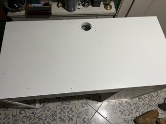Psací stůl IKEA MICKE - 2