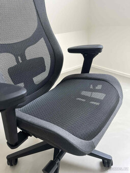 Ergonomická kancelářská/herní židli Refine Mesh - 2