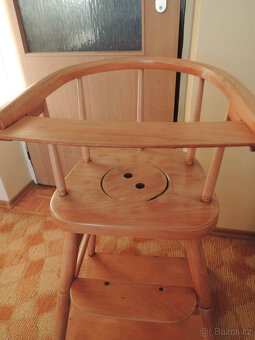 Stará dětská dřevěná židle - 2