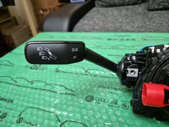 Škoda Octavia III, VW Golf VII, Seat Leon přepínač kombinov - 2