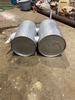 Výfuk Iveco Trakker cursor - 2