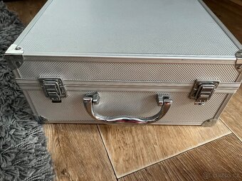 Kosmetický kufr - 2