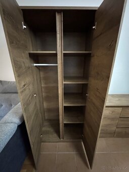 Vysoká skříň Nebraska - 2