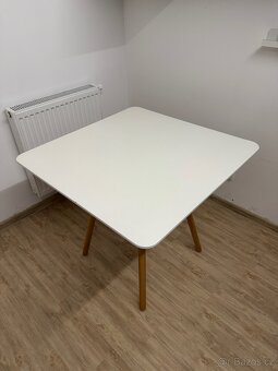 Stůl 80x80 cm - 2
