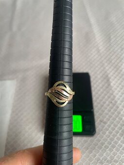 Zlatý dámský prsten 585 14k - 2