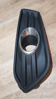 Ford S max mřížka předního nárazníku - 2