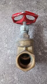 Mosazný ventil 1 1/4 - 2