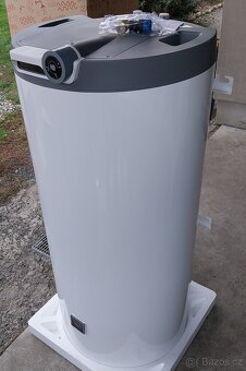 Svislý bojler 200L - 2
