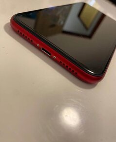 iPhone XR RED TOP STAV - 2