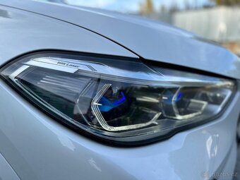 BMW X5 M50D - 2
