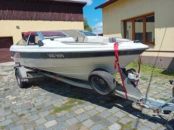 Bayliner Capri - 2