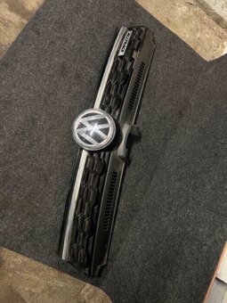 Přední maska VW Golf 7 alltrack - 2
