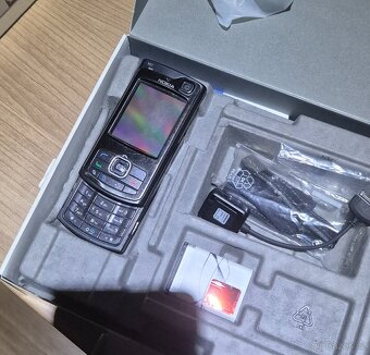 Nokia n80 cerna - komplet baleni - 2